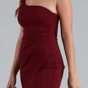 Windsor Iris One-Shoulder Crepe Dress